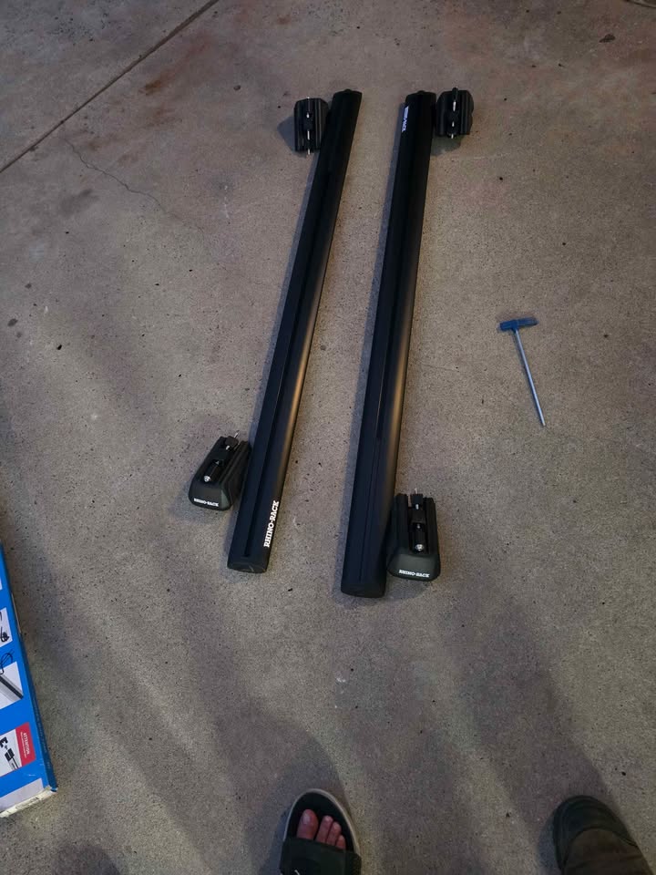 Rhino-Rack Vortex Bar 1260 and SX100 Factory Rail Leg Kit in Ceres, CA (photo 5) — photo 5