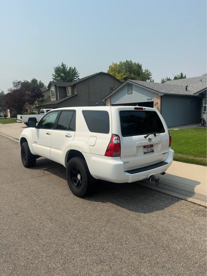 2007 Toyota 4Runner · SR5 Sport Utility 4D in Meridian, ID (photo 7)