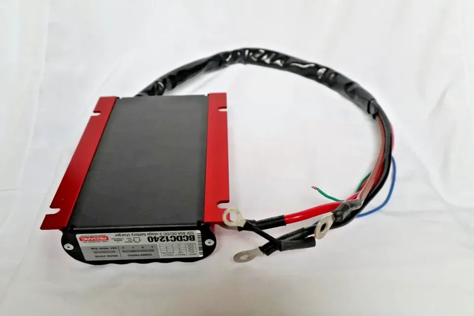 Redarc BCDC1240 12V 40A DC/DC 3-Stage Battery Charger in Ottawa, ON (photo 6)