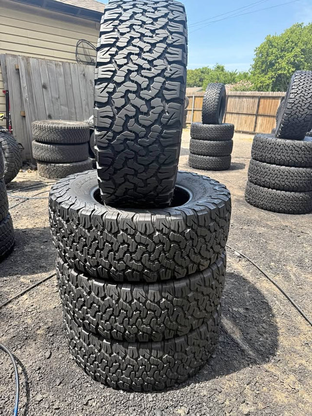 LT305/65R18 BFGOODRICH KO2 ALL TERRAIN‼‼‼ in Dallas, TX (photo 1)