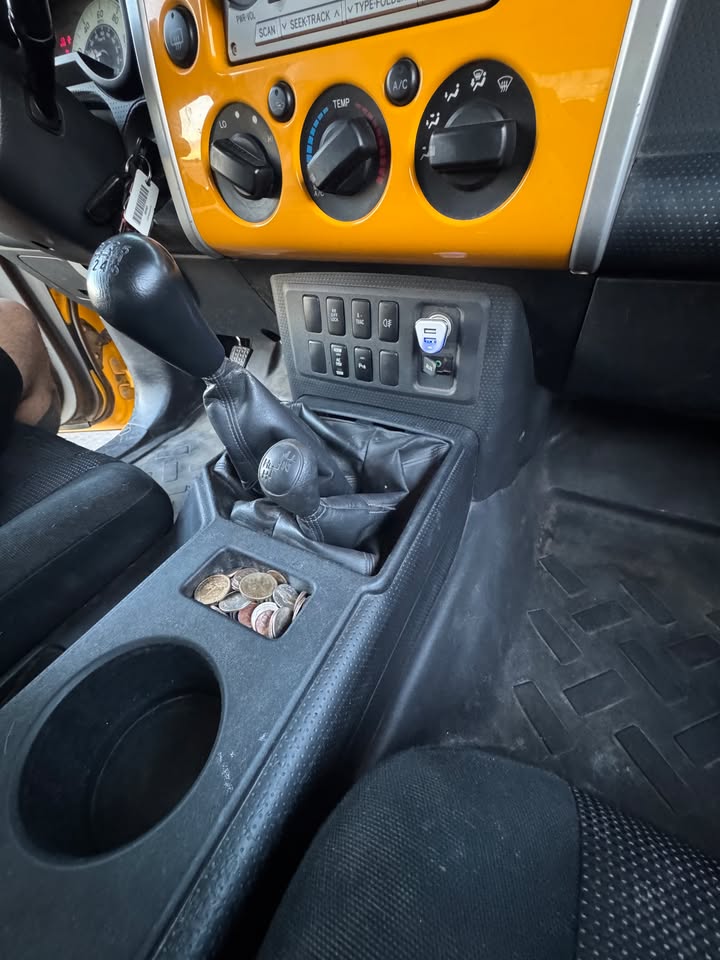 2007 Toyota FJ Cruiser in Denver, CO (photo 8) — photo 8
