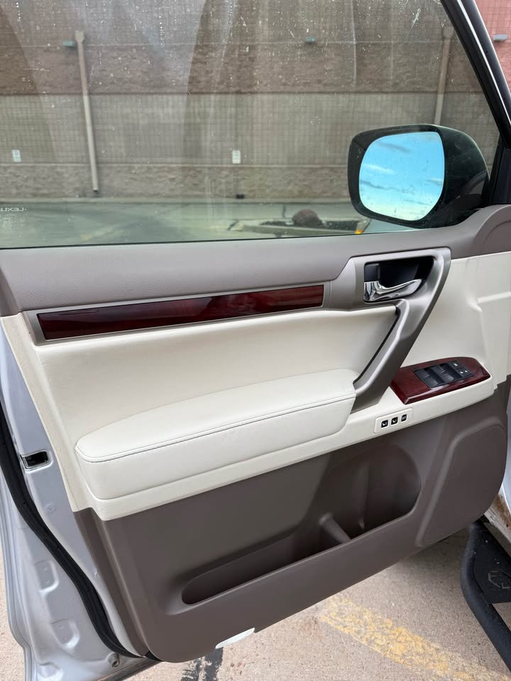 2010 Lexus GX · GX 460 Luxury Sport Utility 4D in Show Low, AZ (photo 9) — photo 9