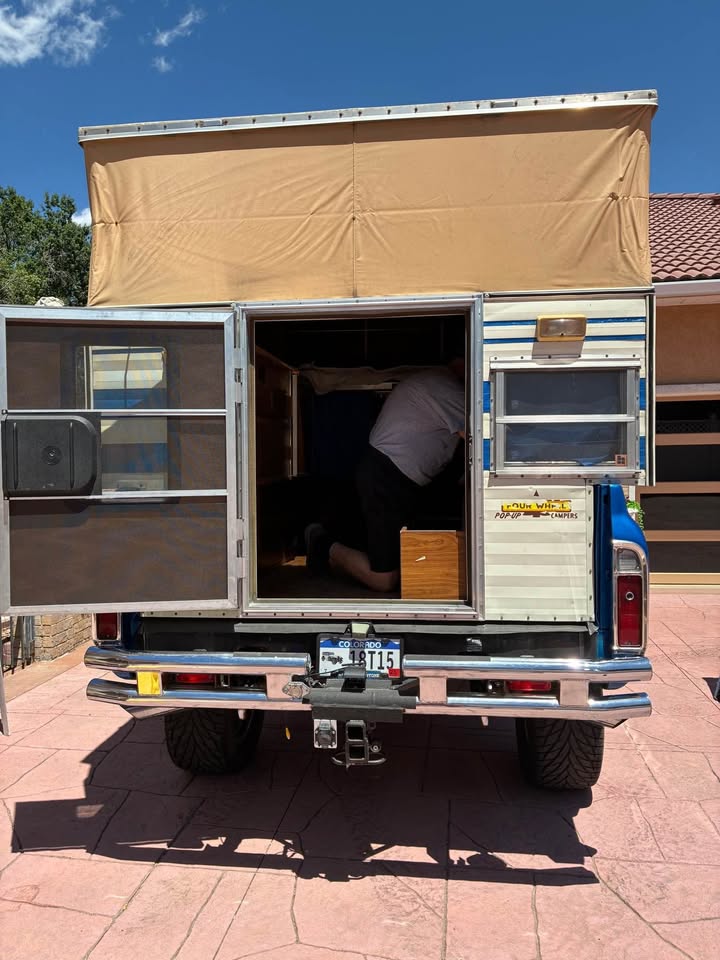 1972 Four Wheel Camper Pop-Up Camper One-Owner in Wheat Ridge, CO (photo 7) — photo 7
