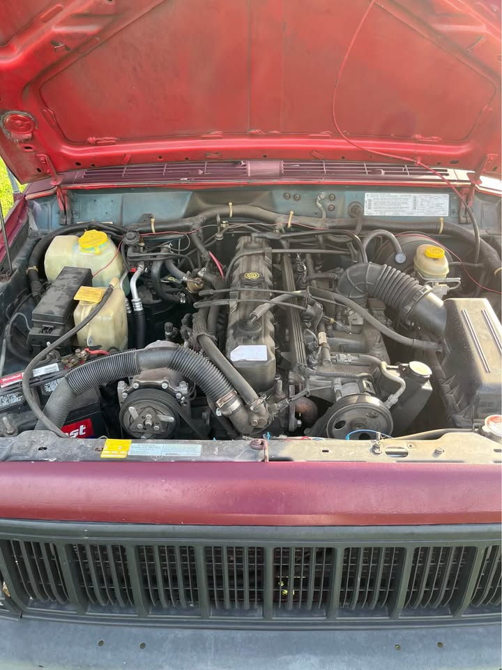 1996 Jeep Cherokee · SE Sport Utility 2D in Austin, TX (photo 9) — photo 9