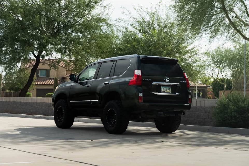 2010 Lexus GX · GX 460 Premium Sport Utility 4D in Queen Creek, AZ (photo 4) — photo 4
