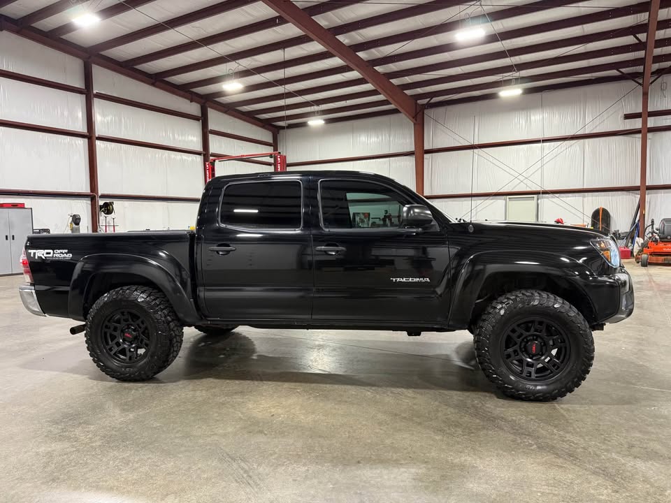2013 Toyota Tacoma Double Cab · TRD Off-Road Pickup 4D 5 ft in Anniston, AL (photo 7) — photo 7