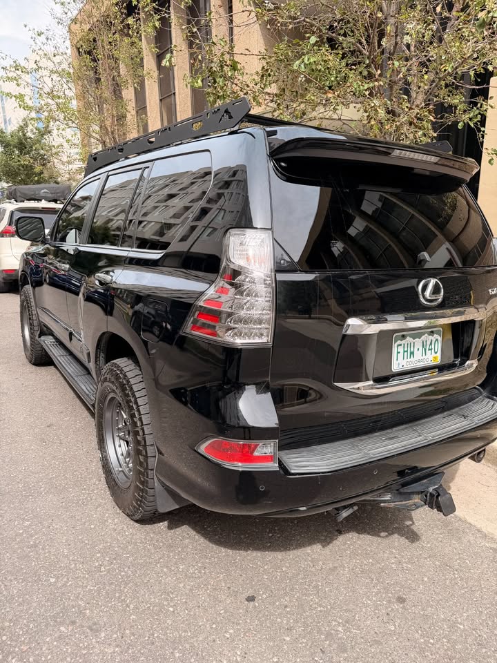 2014 Lexus GX460 in Denver, CO (photo 4) — photo 4