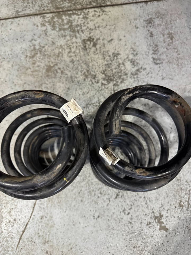 Dobinsons 2" Rear Lift Springs (Heavy Duty / 550-770lb Load) – 2022+ Toyota Tundra (C59-845V) — photo 2