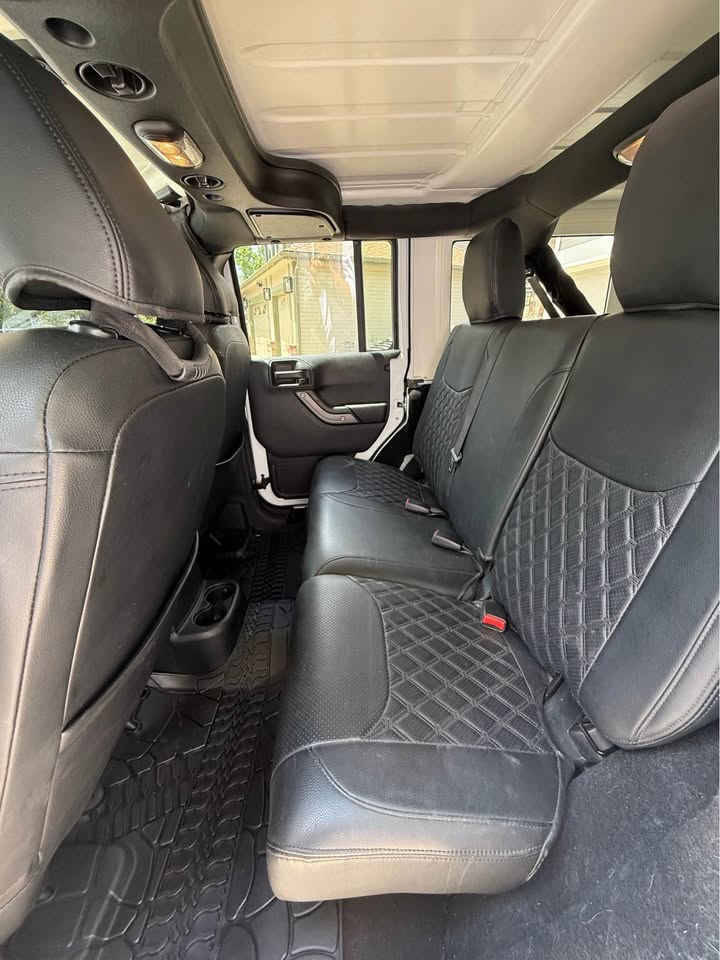 2017 Jeep Wrangler Unlimited · Sport SUV 4D in Arvada, CO (photo 9) — photo 9