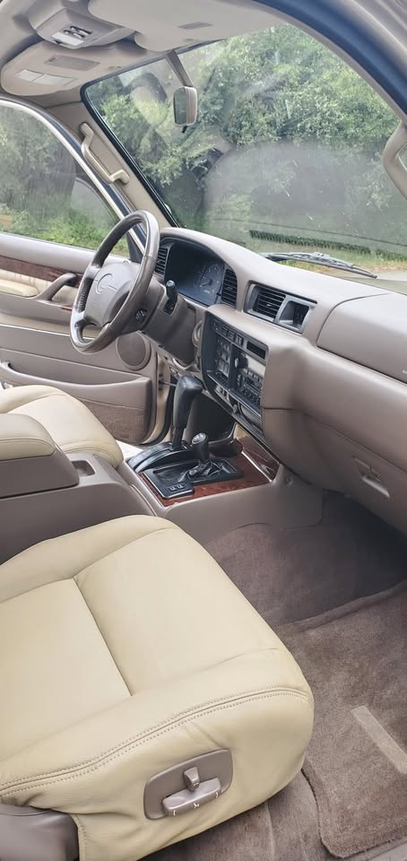 1996 Lexus lx450 in San Francisco, CA (photo 12) — photo 12