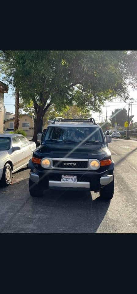 2007 Toyota FJ Cruiser · Sport Utility 2D in Lomita, CA (photo 3) — photo 3
