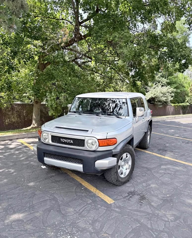 Toyota FJ Cruiser in Holladay, UT (photo 1)