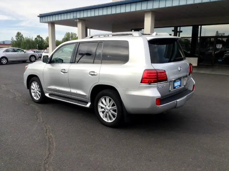 2009 Lexus LX 570 4WD w/3-Row in Deer Park, WA (photo 3) — photo 3
