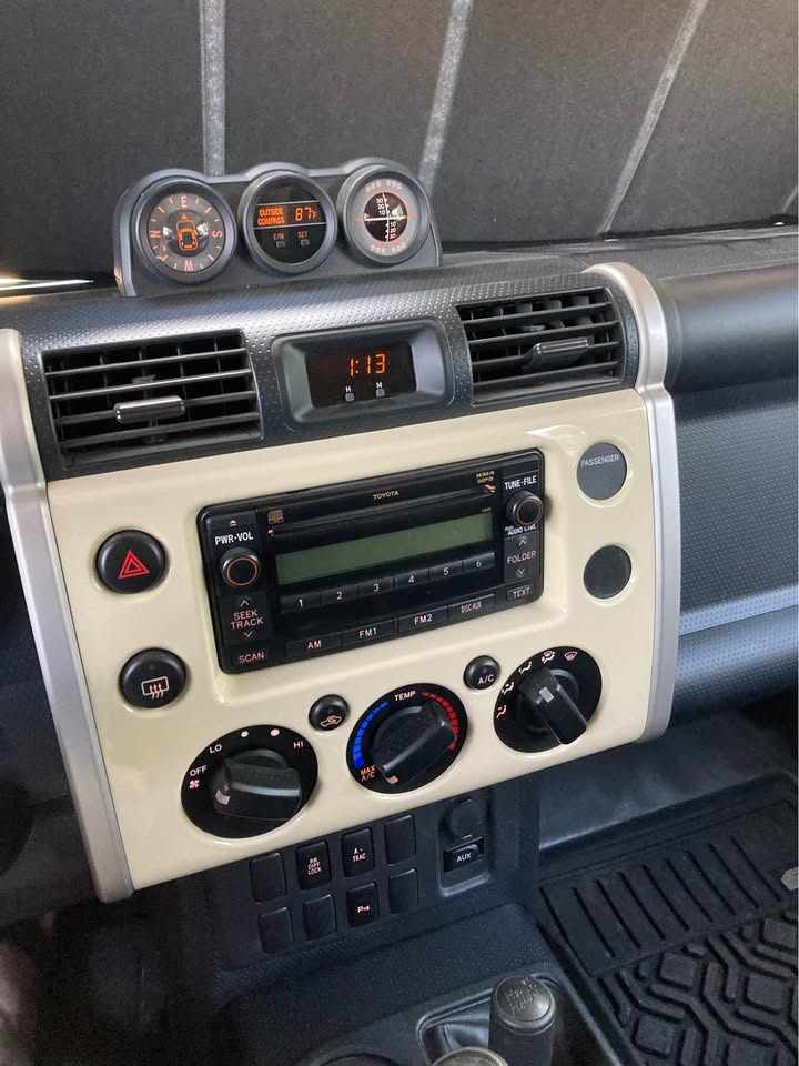2008 Toyota FJ Cruiser (photo 9) — photo 9