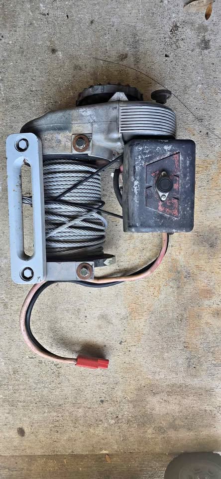 Warn M8274 Winch in Cypress, TX (photo 1)