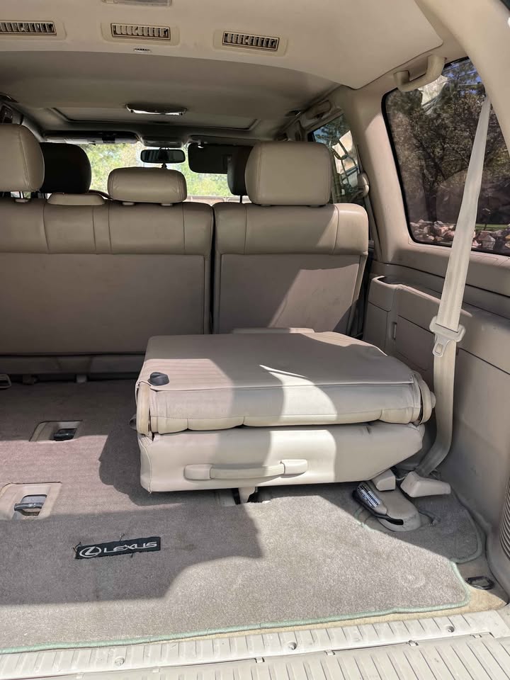 2002 Lexus LX · LX 470 Sport Utility 4D in Sedalia, CO (photo 11) — photo 11
