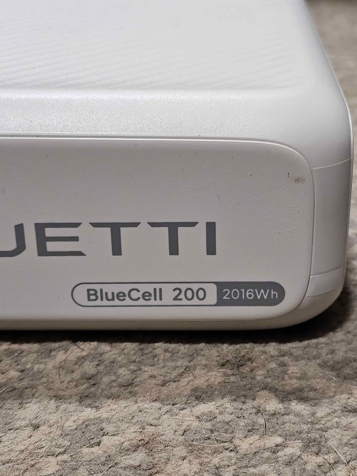 BLUETTI Fridge Power and BlueCell 200 Expansion - Fridge Backup Power - BRAND NEW in Longmont, CO (photo 4) — photo 4