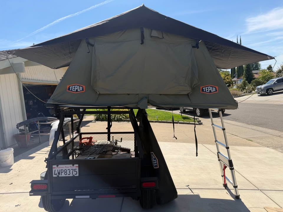 Thule Tepui Rooftop Tent (photo 3) — photo 3