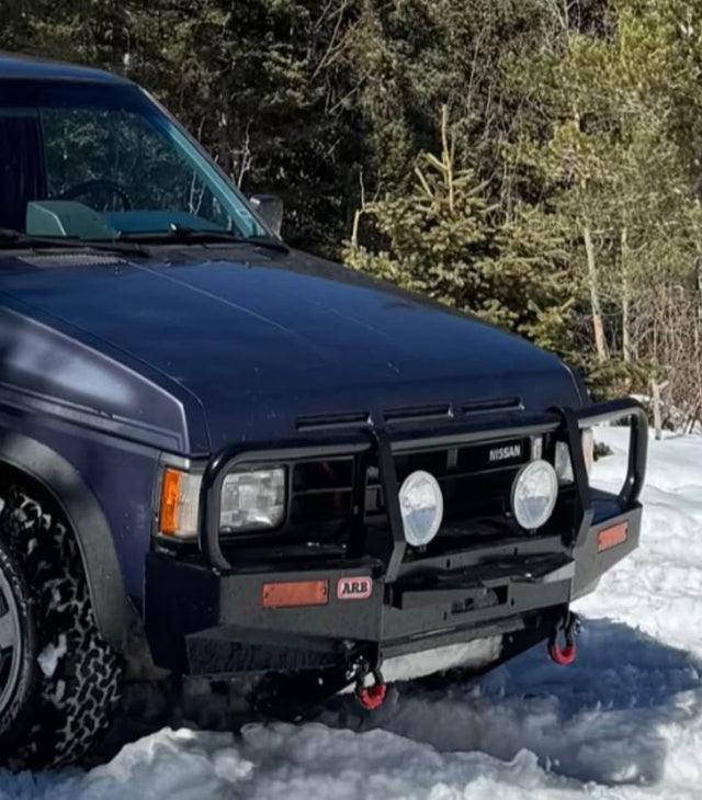 D21 Nissan ARB Winch Bumper — photo 2
