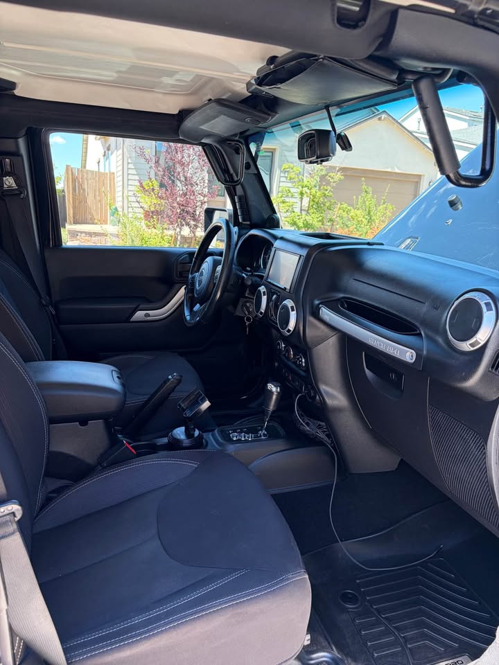 2013 Jeep Wrangler Unlimited · Rubicon (JK) Sport Utility 4D in Reno, NV (photo 9) — photo 9