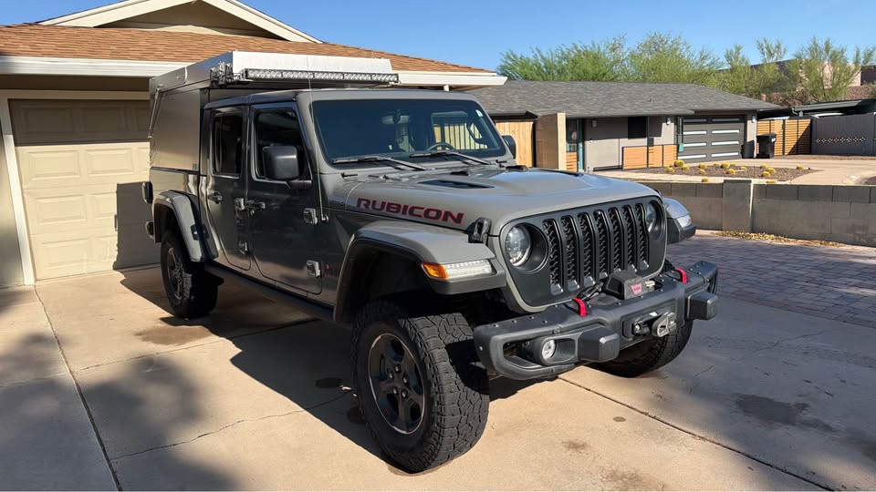 2023 Jeep Gladiator · Rubicon Pickup 4D 5 ft (photo 2) — photo 2