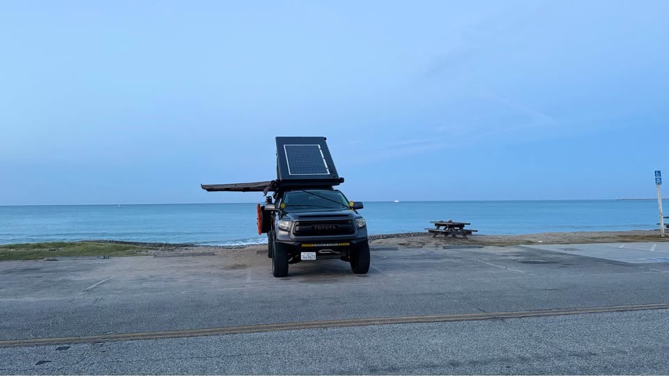 Overland topper camper lone peak in Bell Gardens, CA (photo 6) — photo 6