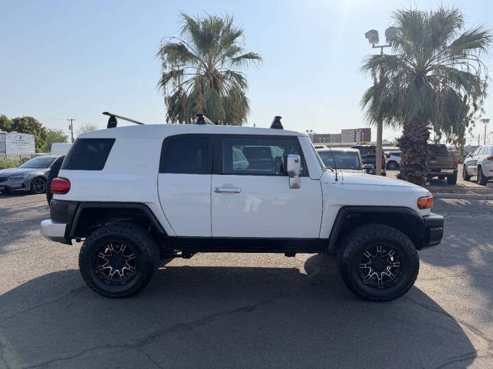 2011 Toyota FJ Cruiser Base in Mesa, AZ (photo 4) — photo 4