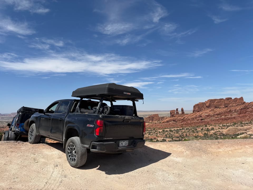 Roofnest Condor XL hardshell rooftop tent in Denver, CO (photo 2) — photo 2