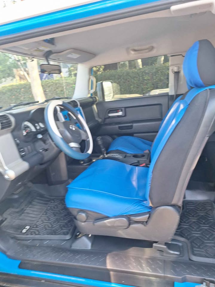 2007 Toyota FJ Cruiser · Sport Utility 2D in Downey, CA (photo 6) — photo 6