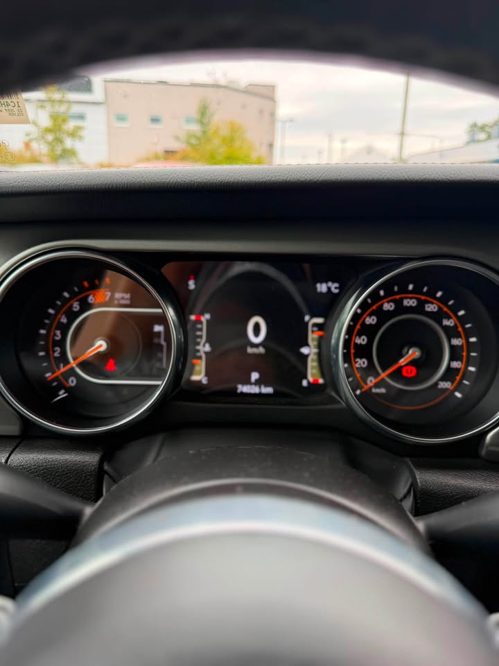 2023 Jeep Wrangler‼ in Toronto, ON (photo 7)