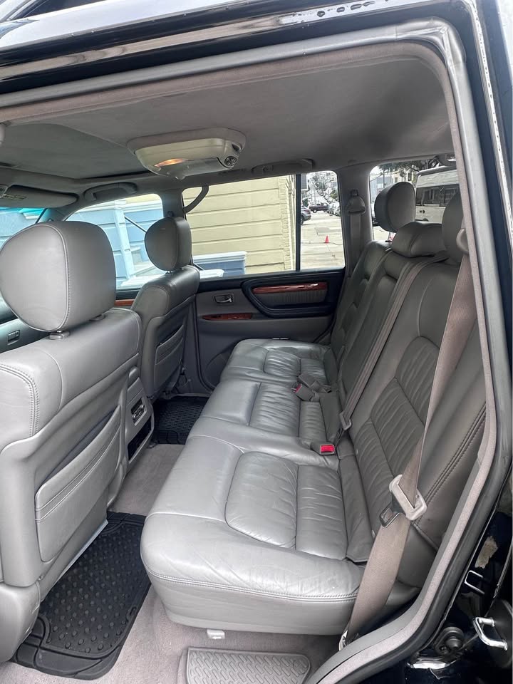 2006 Lexus LX · LX 470 Sport Utility 4D in San Francisco, CA (photo 6) — photo 6