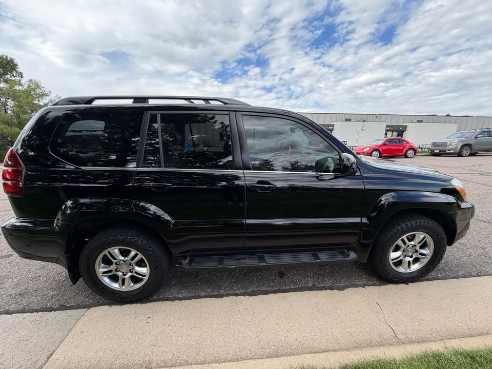 2003 Lexus GX · GX 470 Sport Utility 4D in Denver, CO (photo 4) — photo 4