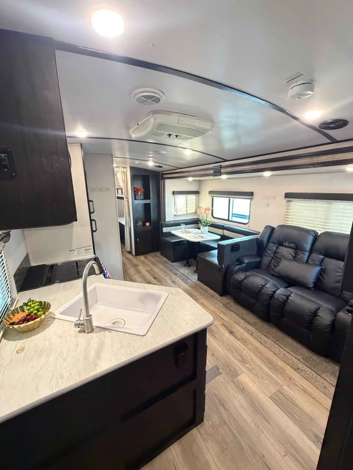 2019 Intech Legend RV 33 pies in San Antonio, TX (photo 5) — photo 5