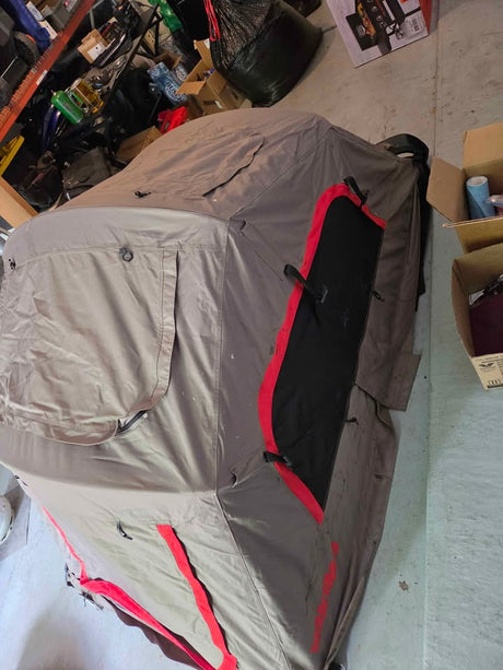 Yakima Skyrise Rooftop Tent in Hillsboro, OR (photo 2)