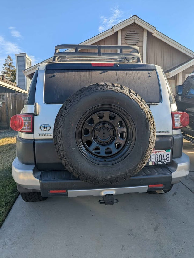 2007 Toyota FJ Cruiser · Sport Utility 2D — photo 3