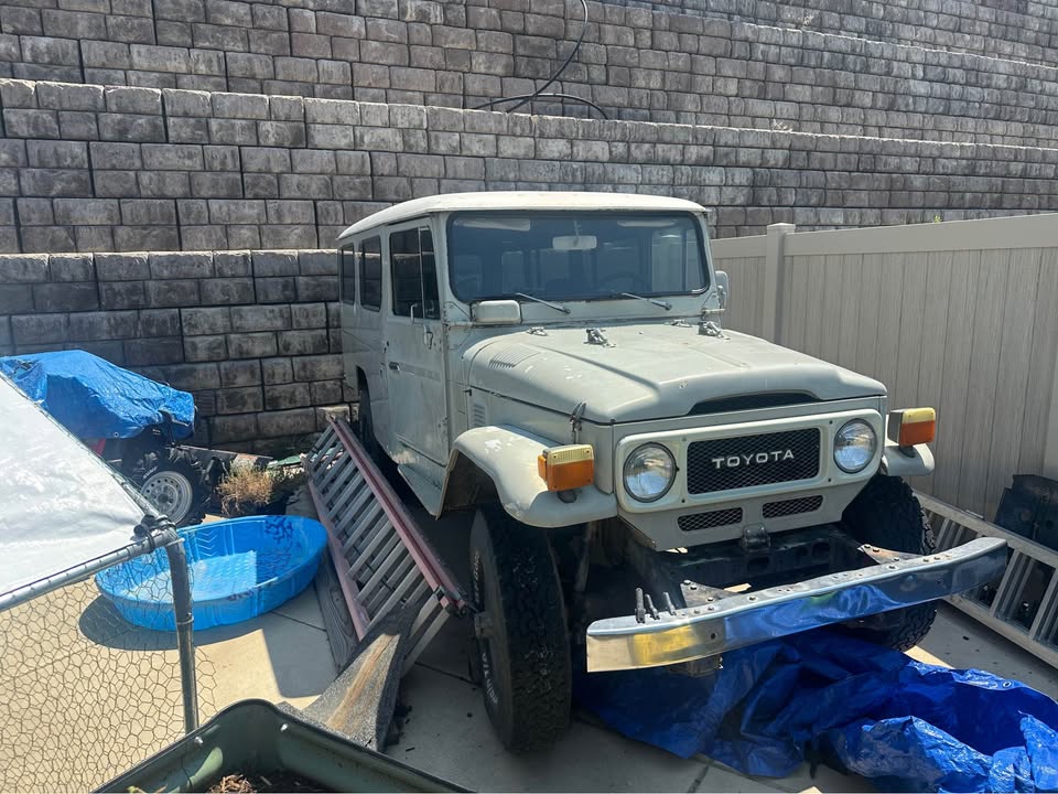 Toyota Land Cruiser FJ45 Troopy in Lehi, UT (photo 4)