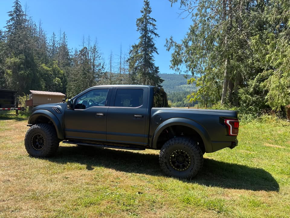 2019 Ford raptor in Port Angeles, WA (photo 3) — photo 3