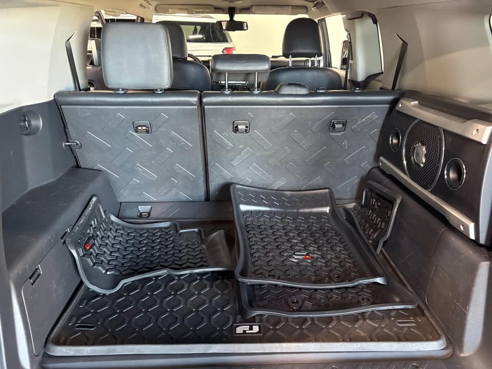 2011 Toyota FJ Cruiser · Trails Team “NSSE” Edition in Englewood, CO (photo 11) — photo 11