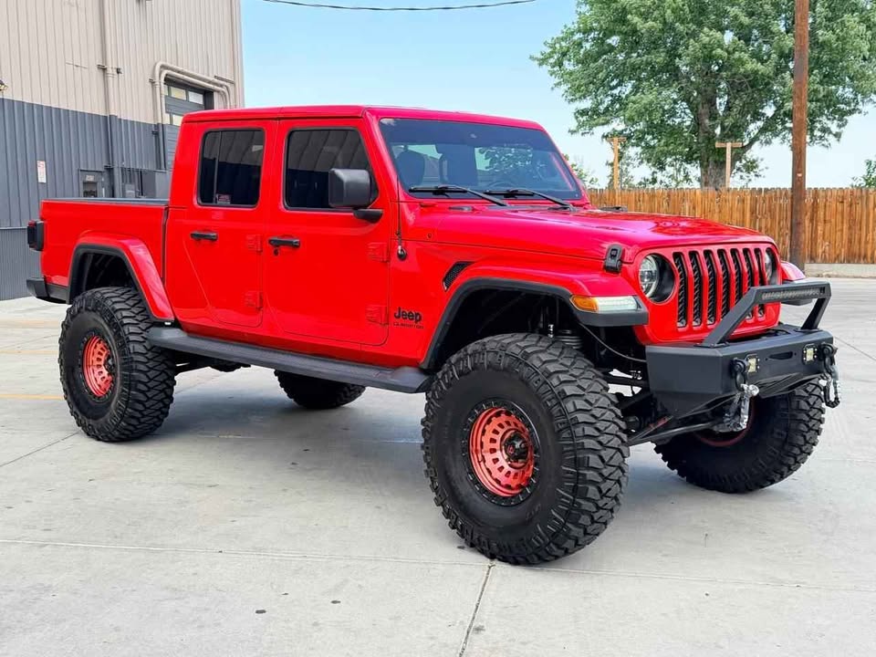 2020 Jeep Gladiator · Overland Pickup 4D 5 ft in Denver, CO (photo 12) — photo 12