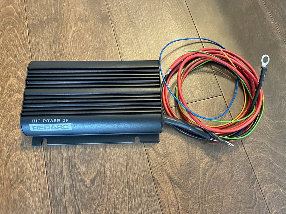 REDARC 12A Trailer Battery Charger BCDC1212T. *NEW IN BOX* $125 (retails over $320) in Missouri City, TX (photo 1)