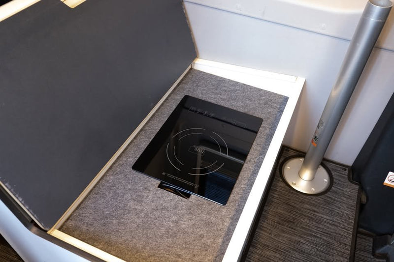 2021 Winnebago Revel 44e with victron/epoch battery system in Stevensville, MI (photo 12) — photo 12