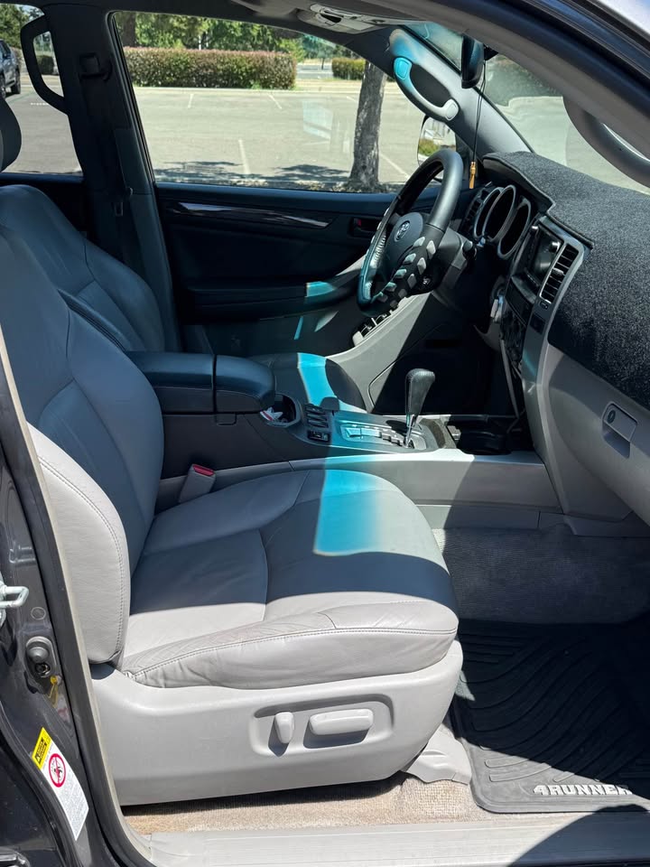 2003 Toyota 4Runner · Limited Sport Utility 4D (photo 12) — photo 12