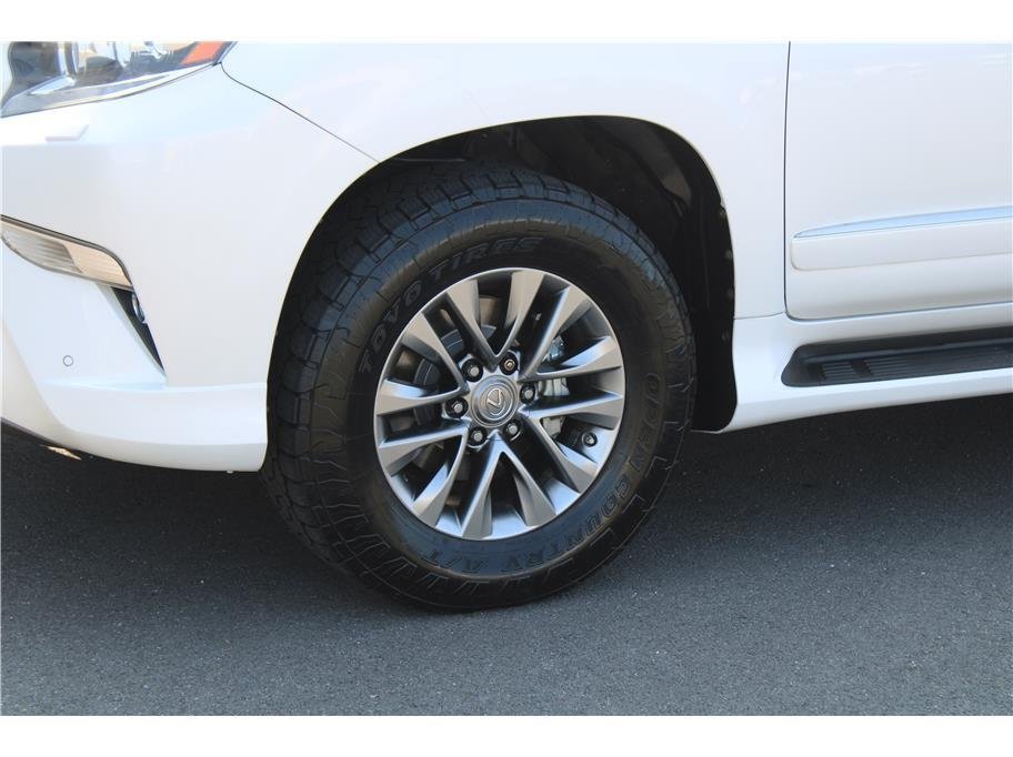 2015 Lexus GX in Marysville, WA (photo 6) — photo 6