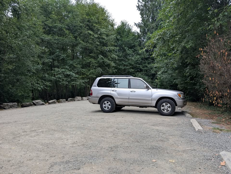 2000 Toyota Land Cruiser in Renton, WA (photo 3) — photo 3