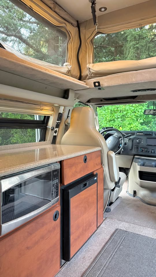 2014 Ford Econoline E250 Cargo in Truckee, CA (photo 9) — photo 9