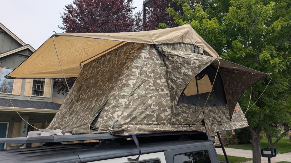 Rare Camo Tepui Rooftop Tent in Eagle, ID (photo 4)