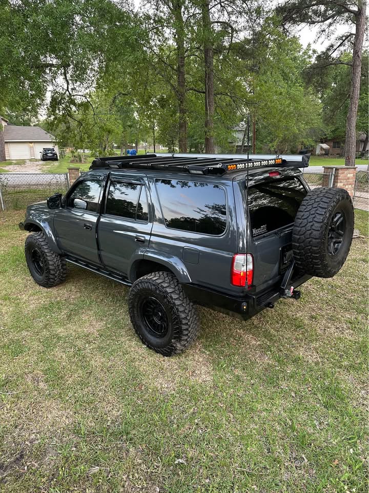 2001 Toyota 4Runner · SR5 Premium Sport Utility 4D in Conroe, TX (photo 6) — photo 6