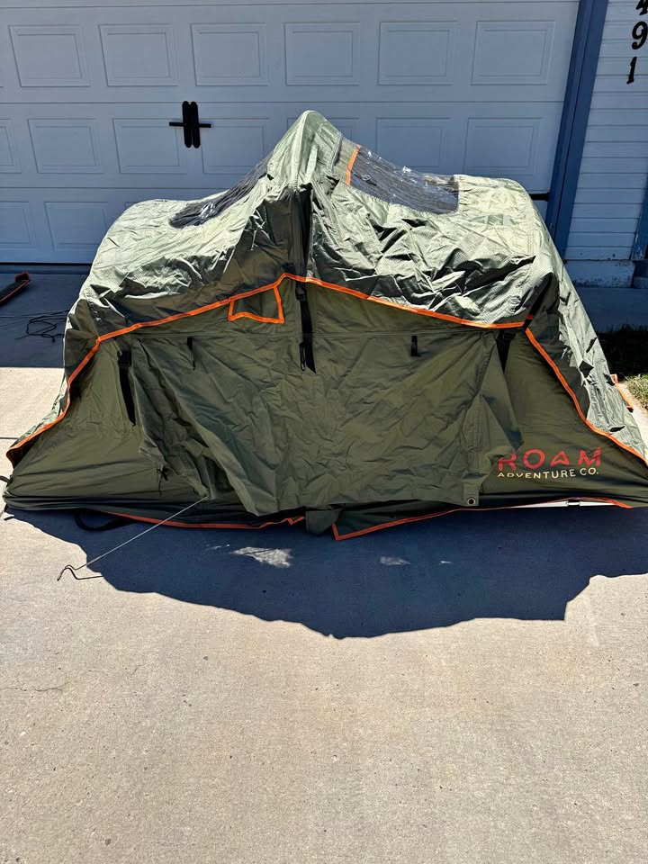 Roam Vagabond Rooftop Tent in Carson City, NV (photo 1) — photo 1