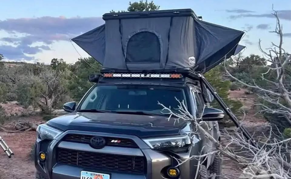 Cascadia Vehicle Tents (CVT) St. Helens Rooftop Tent — NEW IN BOX (photo 6) — photo 6