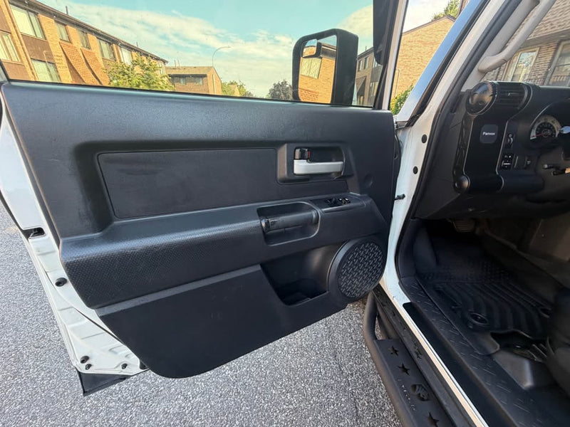 2014 Toyota FJ Cruiser · Sport Utility 2D in Brooklyn, NY (photo 11) — photo 11